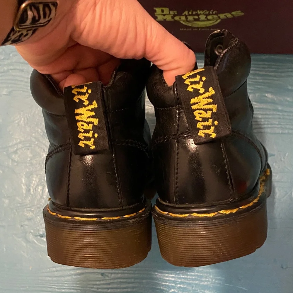 Dr. Martens Black Leather 8287 Men's Boots Made in England - Picture 5 of 6